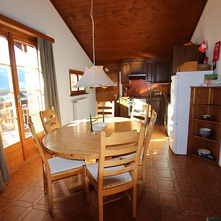 Les Grands Pres 31 Apartment *