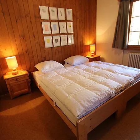 Les Grands Pres 31 Apartment *